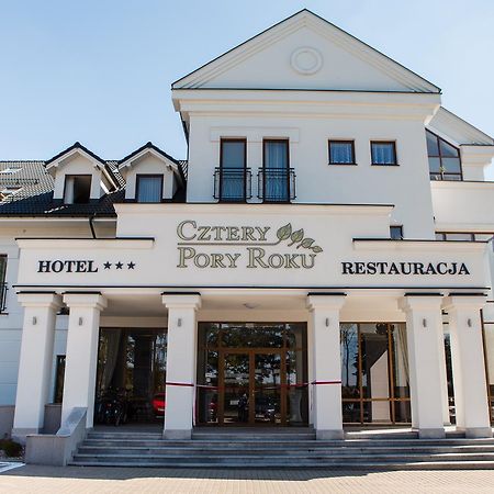 Hotel Cztery Pory Roku Бєльск-Подляскі Екстер'єр фото